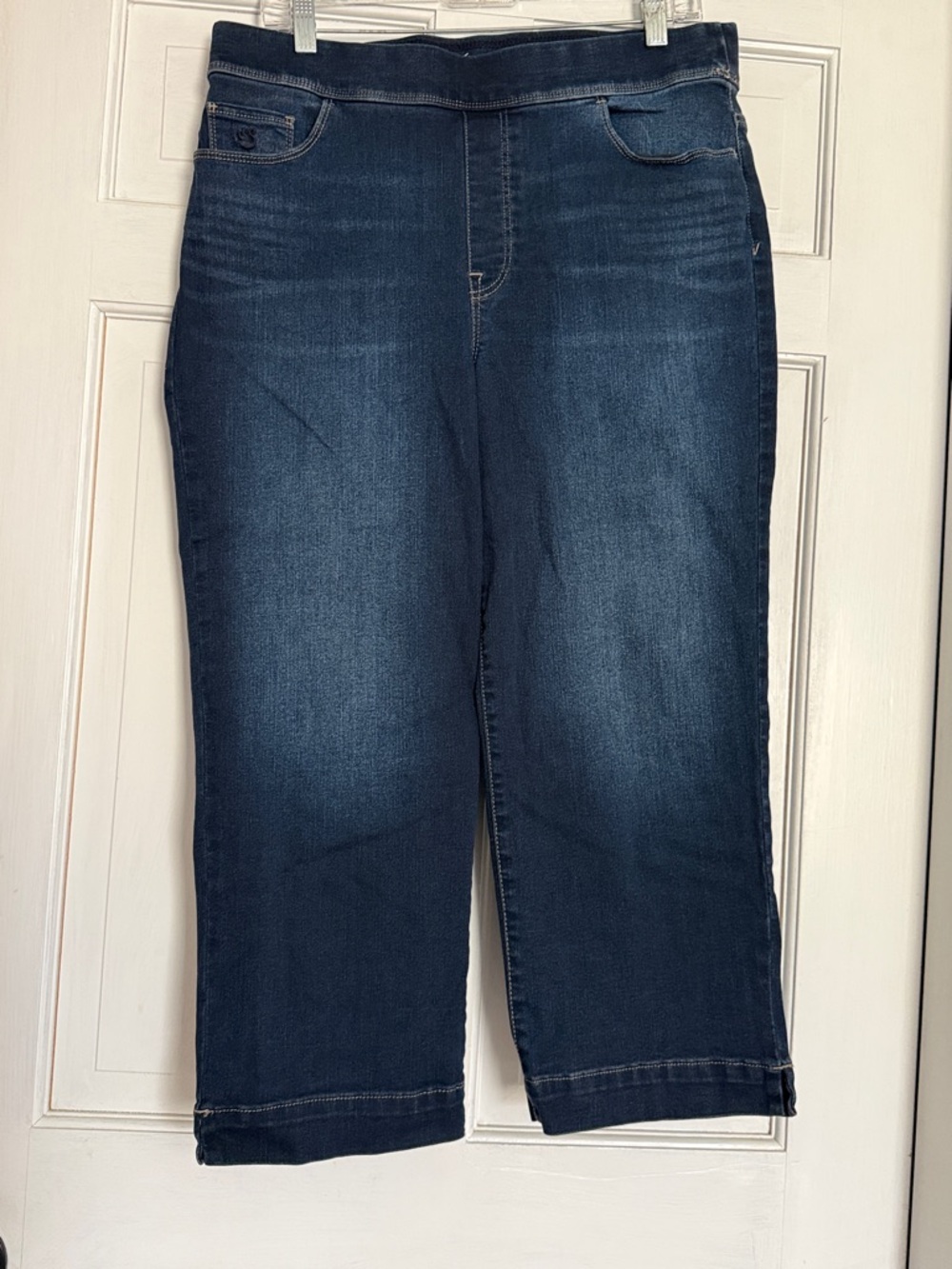 Gloria Vanderbilt Dark Blue Cropped Stretch Jeans
